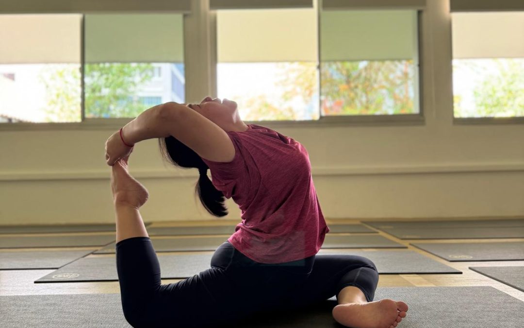 Teacher Dewi – Yoga Instructor